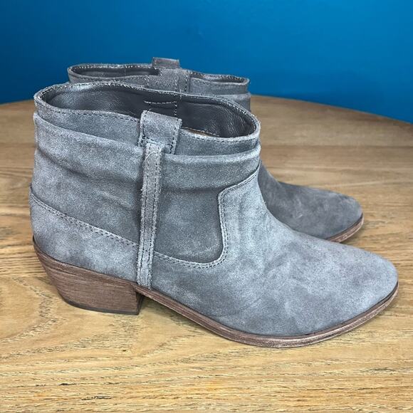Joie Ajax Suede Western Short Ankle Boot Pull On Bootie Gray Women’s 7.5 - Picture 2 of 12